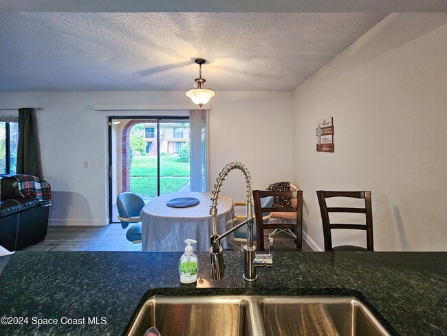 Building Photo - 193 San Juan Cir