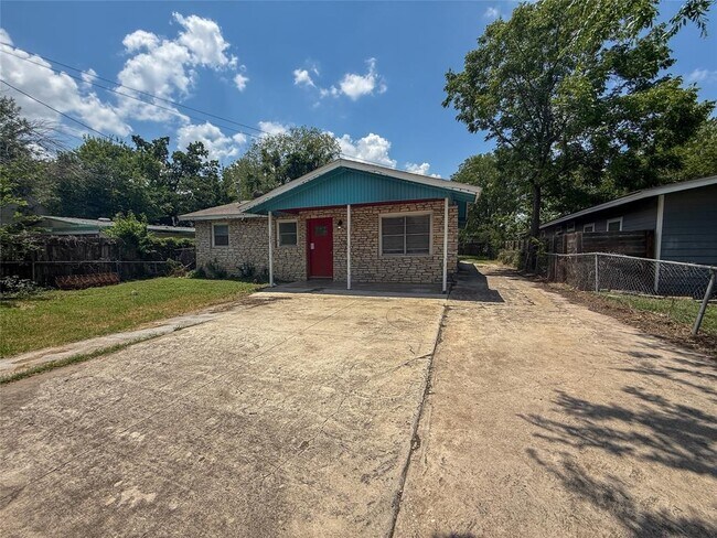 Building Photo - 1412 Vargas Rd