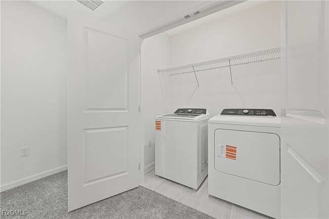 Building Photo - 13011 Luminary Wy