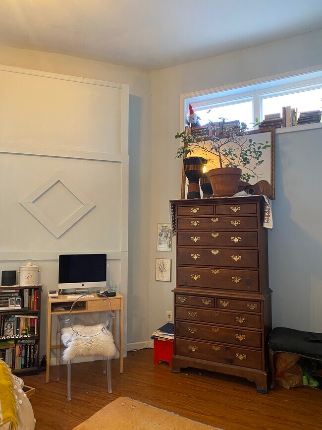 Building Photo - 1422 Wharton St