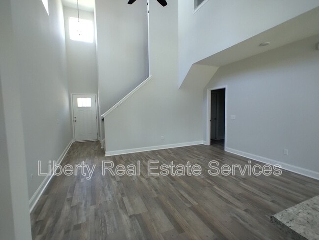 Building Photo - 126 Ironwood Dr
