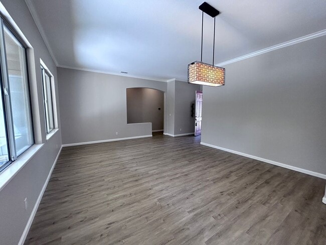 Building Photo - Incredible Four Bedroom Two Bathroom Home in Serrano Village