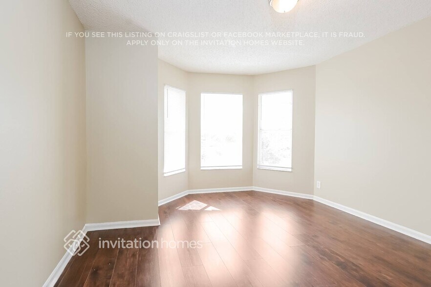 Building Photo - 2015 Portland Ave