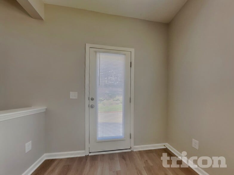 Building Photo - 5007 Red Poll Dr