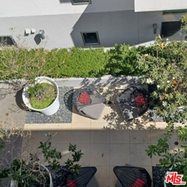 Building Photo - 1700 Sawtelle Blvd