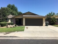 Building Photo - Clovis Home for Rent