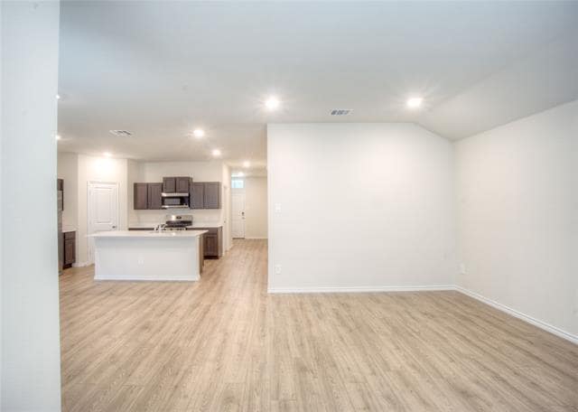 Building Photo - 3913 Turquoise Ave