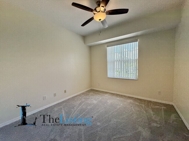 Building Photo - 4052 Alan Dr