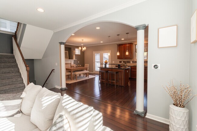 Building Photo - 3334 Cummings Ave