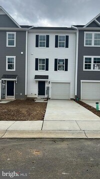 Building Photo - 246 Clifton Mnr