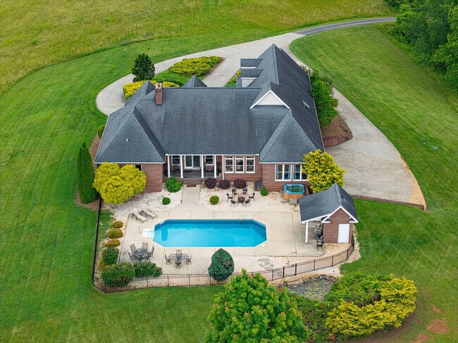 Building Photo - 500 Tillery Br Rd