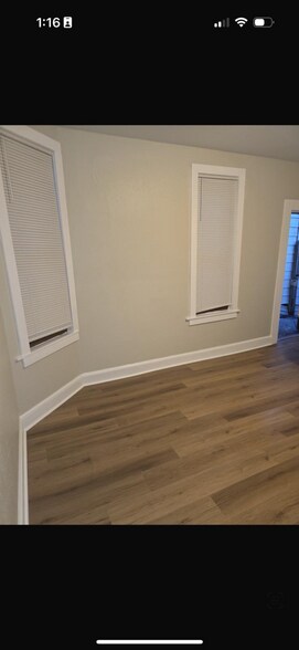 Bedroom 4 - 217 W Mitchell St