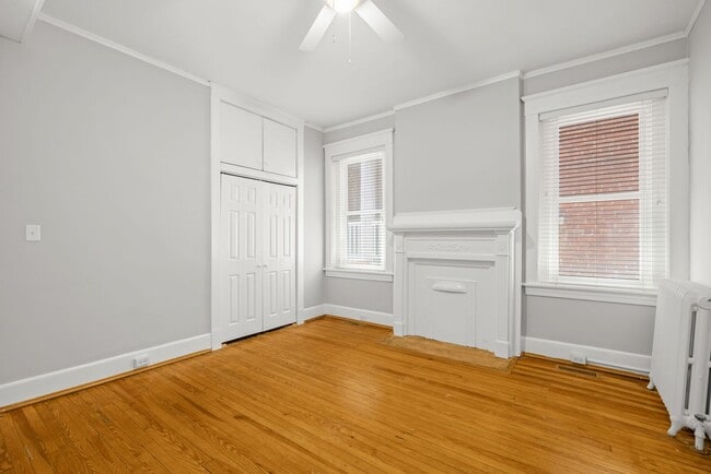 Building Photo - 1721 Hanover Ave
