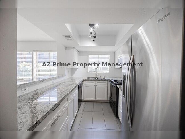 Building Photo - 1808 N 32nd St