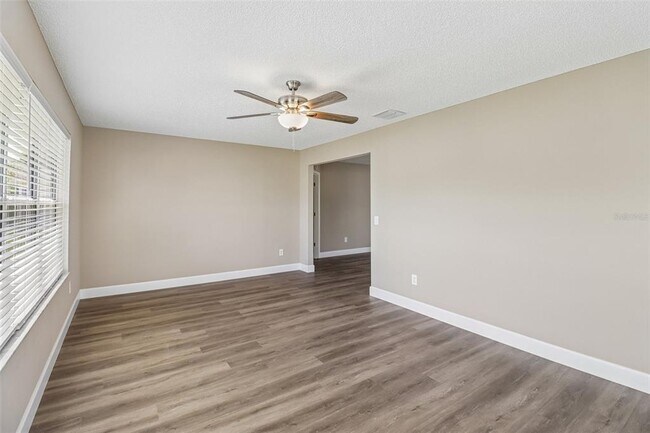 Building Photo - 2609 Privada Dr