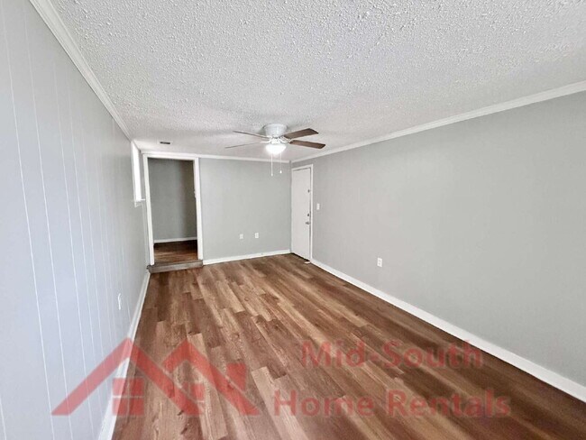 Building Photo - 4627 Crystal Springs Dr
