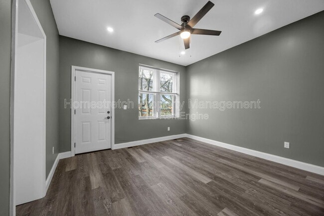 Building Photo - 3833 Oregon Ave