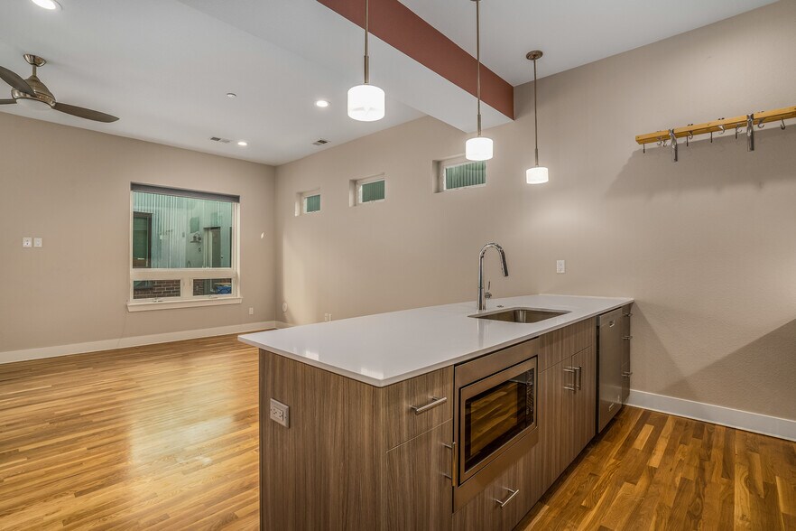 Building Photo - 4144 Tennyson St