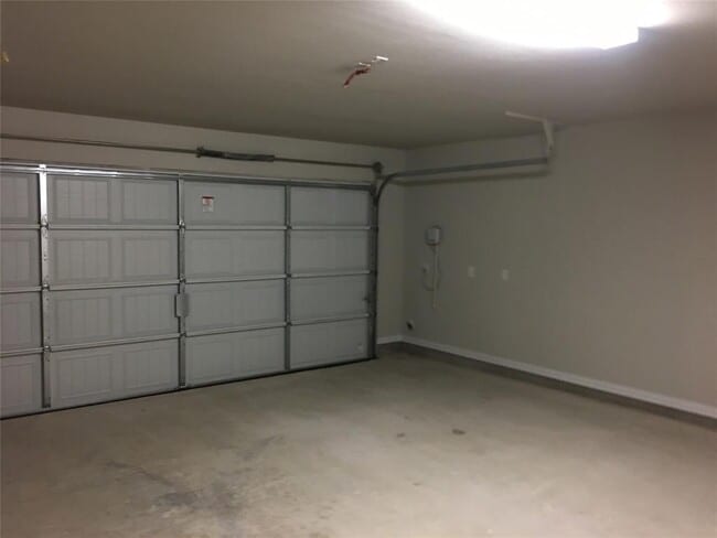 Building Photo - 2917 Diego Dr