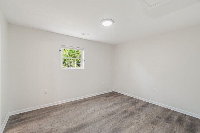 Building Photo - 2827 Shiloh Cir