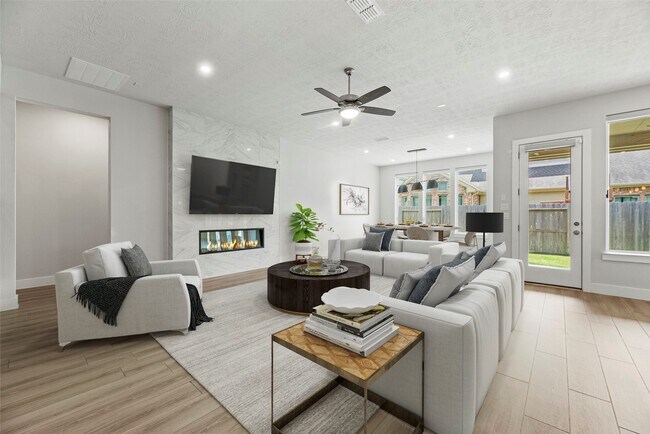 Building Photo - 1707 McCrae Hill Ct