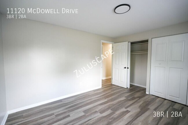 Building Photo - 11120 McDowell Dr