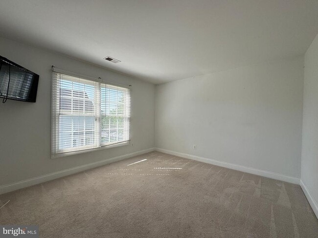 Building Photo - 13868 Piedmont Vista Dr