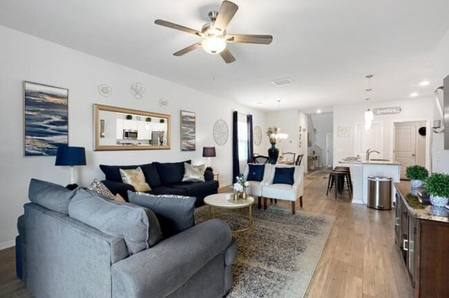 Primary Photo - Spacious 5 Bedroom Home in West Ashley – P...