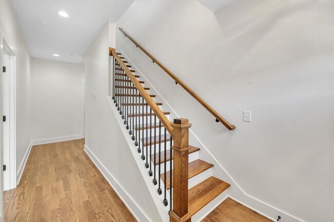Building Photo - 138 Wilson Ct
