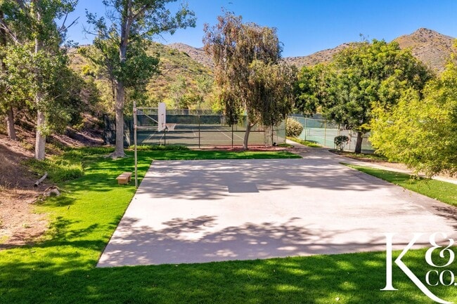 Building Photo - Relaxing Home in Vibrant Community with Pool, Spa, and Courts