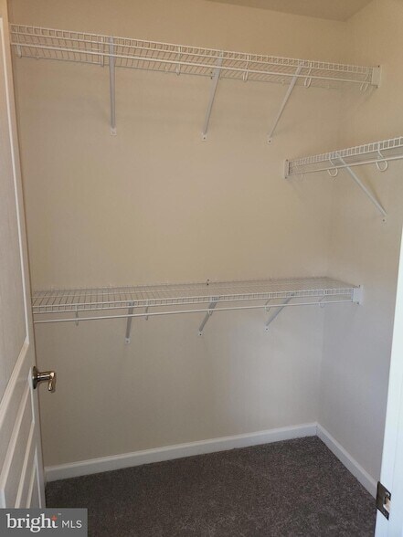 Building Photo - 23074 Foxglove Way