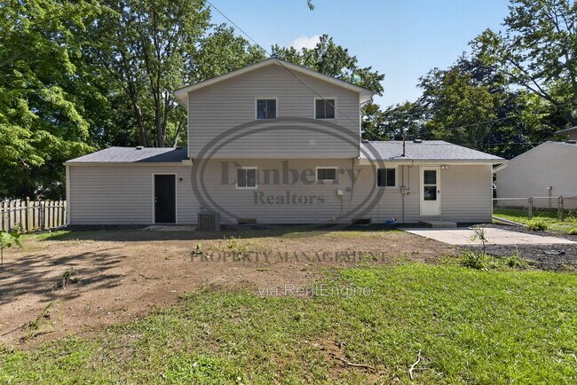 Building Photo - 6946 Kinsman Dr