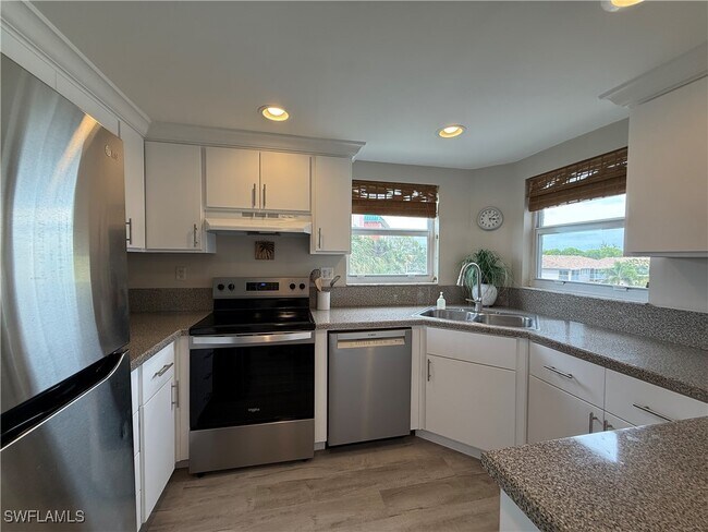 Building Photo - 190 Pebble Beach Blvd