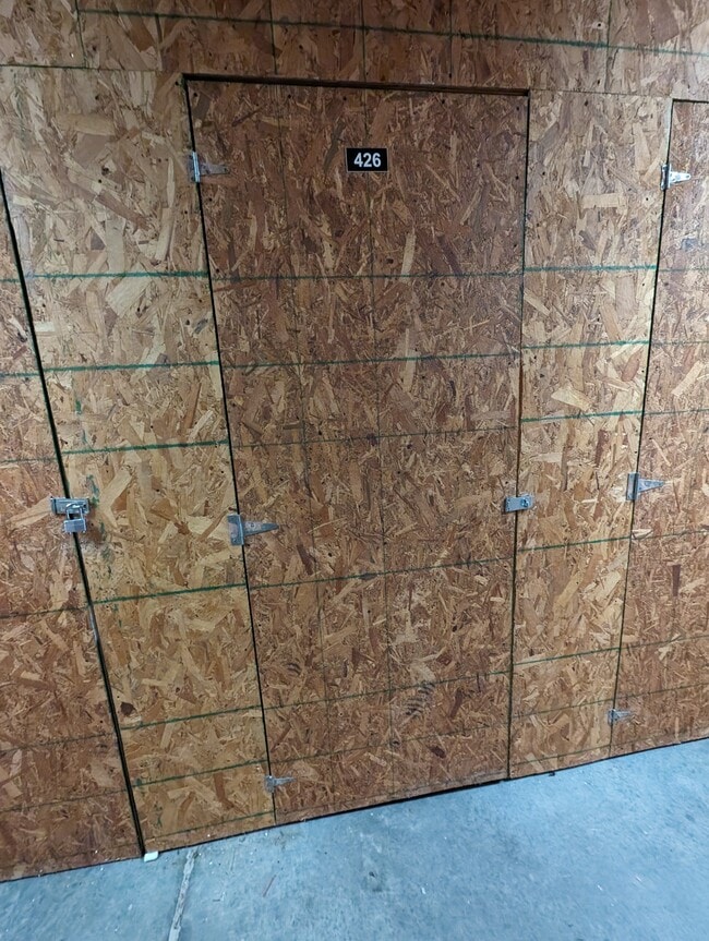 Building Photo - 426 Waterford Lake Dr