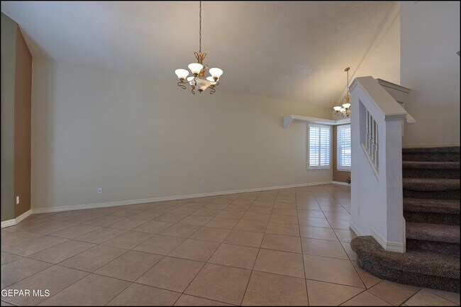 Building Photo - 7097 Tierra Roja St