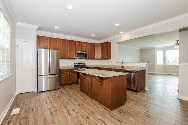 Building Photo - 1205 Heritage Links Dr