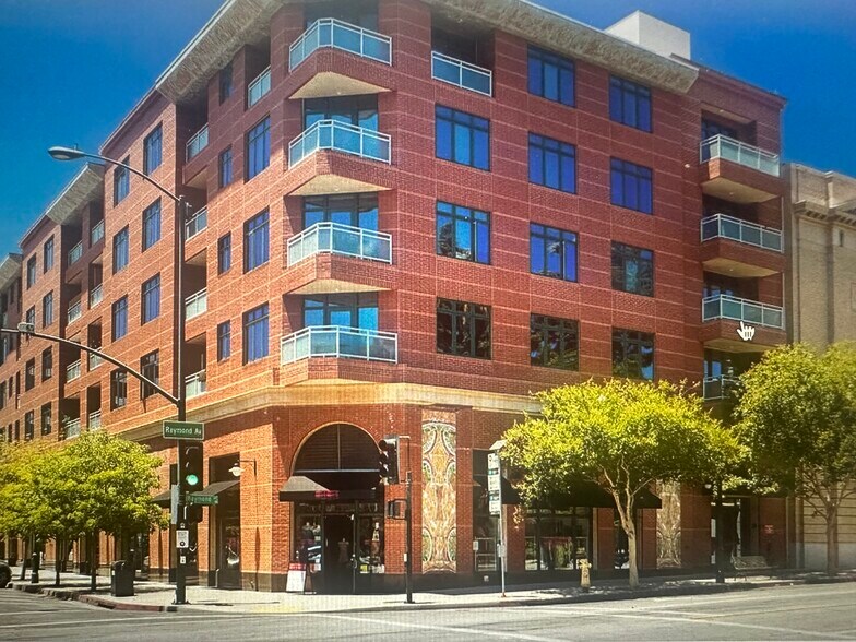 Building Photo - 125 N Raymond Ave