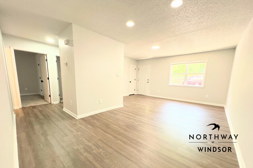Primary Photo - Northway at Windsor