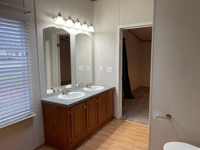 Building Photo - Updated Three Bedroom Two Bath Double Wide in Iron Station