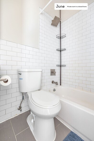 Building Photo - Room in Shared 5 bed/2 bath home