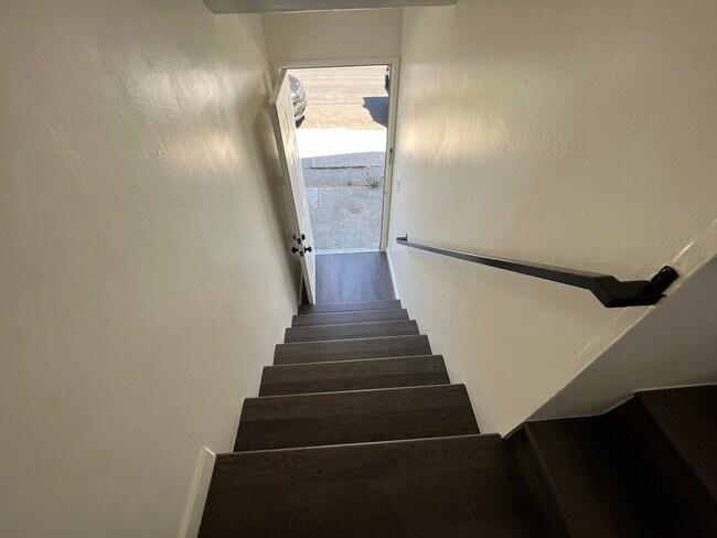 Building Photo - 1415 Seward St