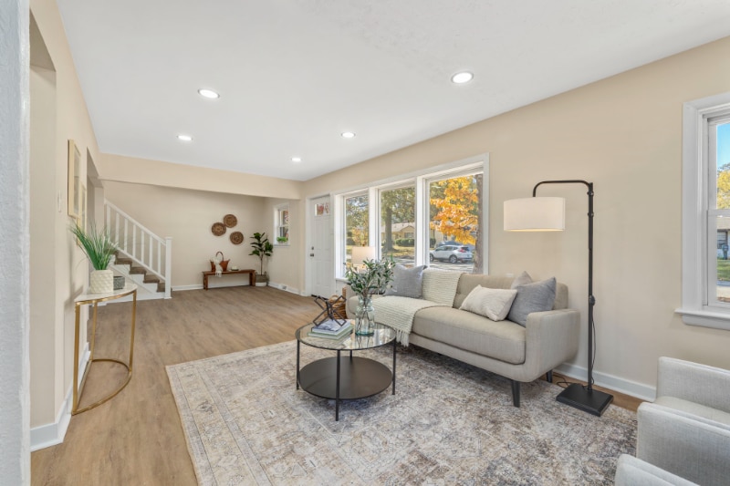 Building Photo - 1210 Gahan Dr