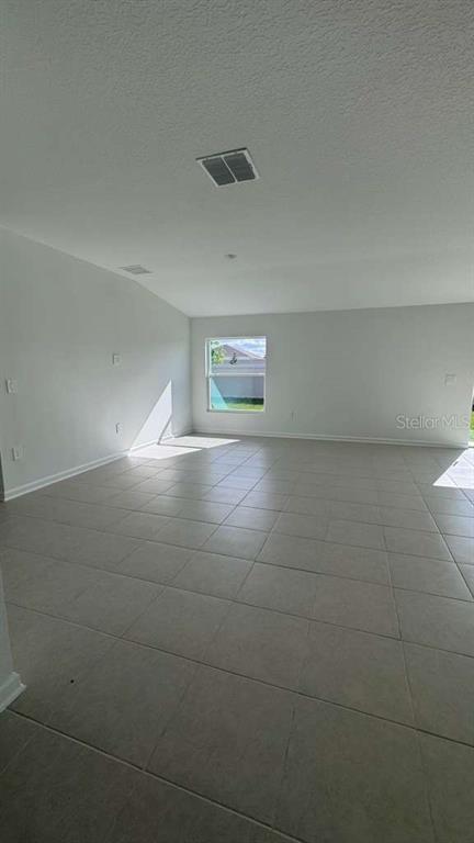 Building Photo - 5161 Green Belt Dr