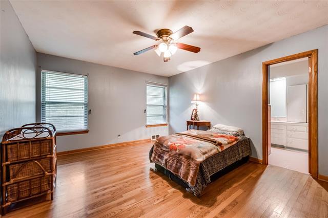 Building Photo - 821 N Hampton Rd