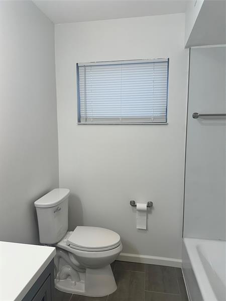 Building Photo - 411 S Crescent Dr