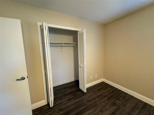 Building Photo - 117 Louisiana Ave