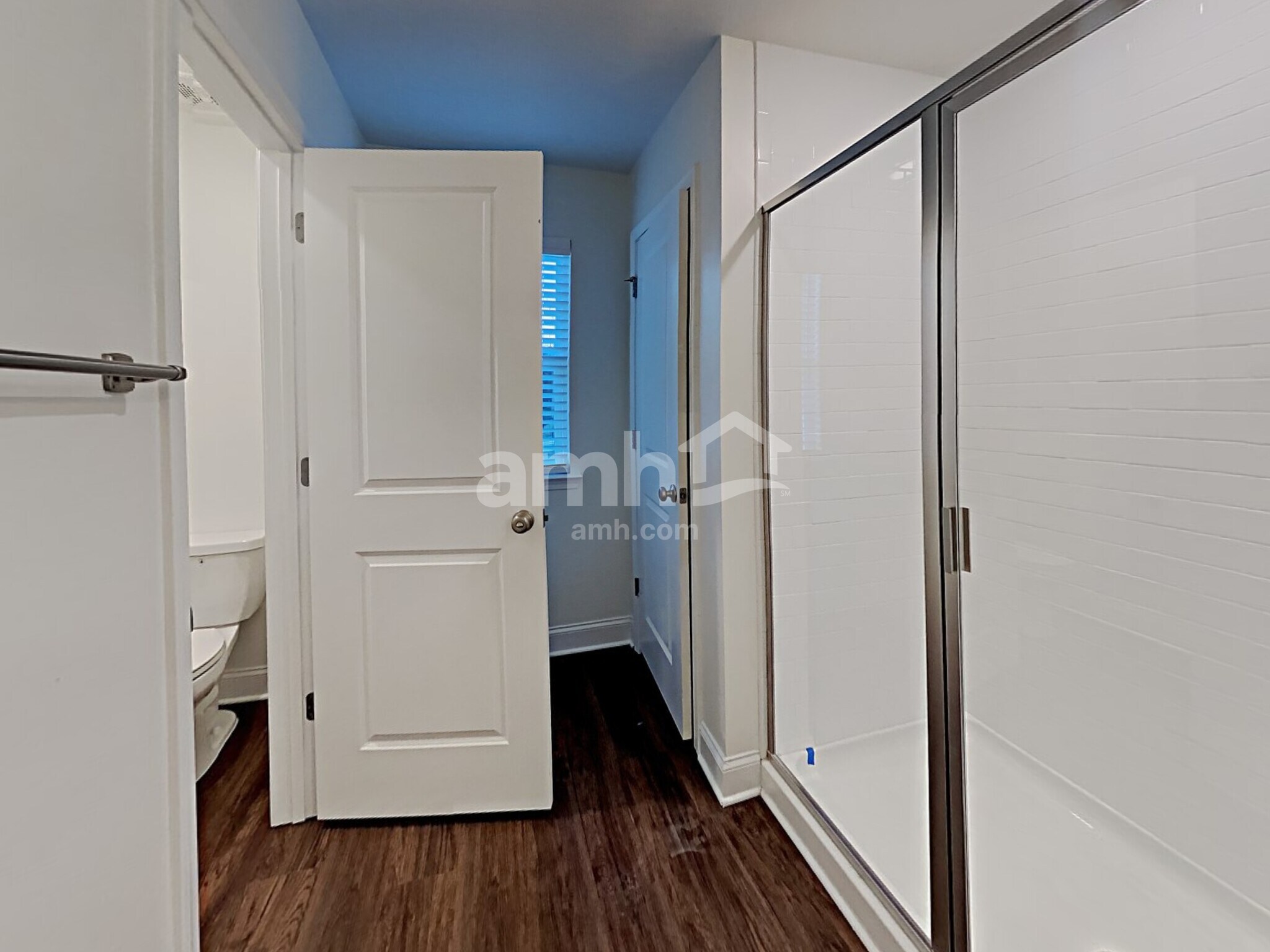 Building Photo - 123 Dog Path Trl