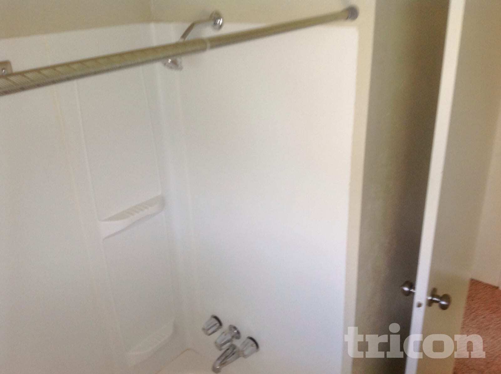 Building Photo - 1721 Oak Tree Dr