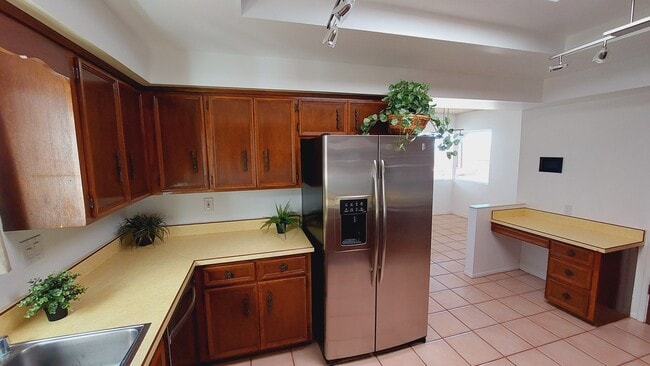 Building Photo - 5161 E Camino Bosque