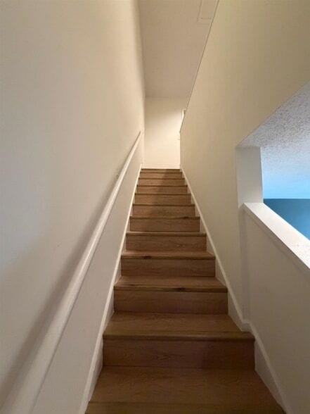 Building Photo - 6703 Jefferson Pl